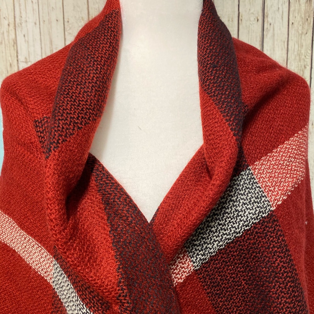 Wrap - Picture 2 of 3